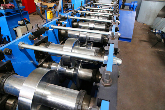Rouleaux de pr&eacute;cision GCr15 dans l
